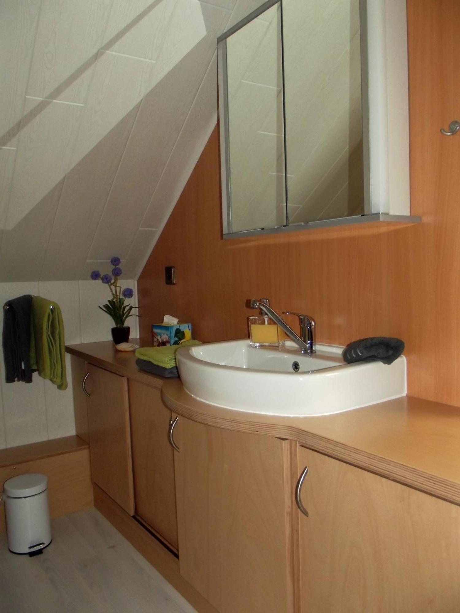 Buedingen-Ferienwohnung Bausch ภายนอก รูปภาพ